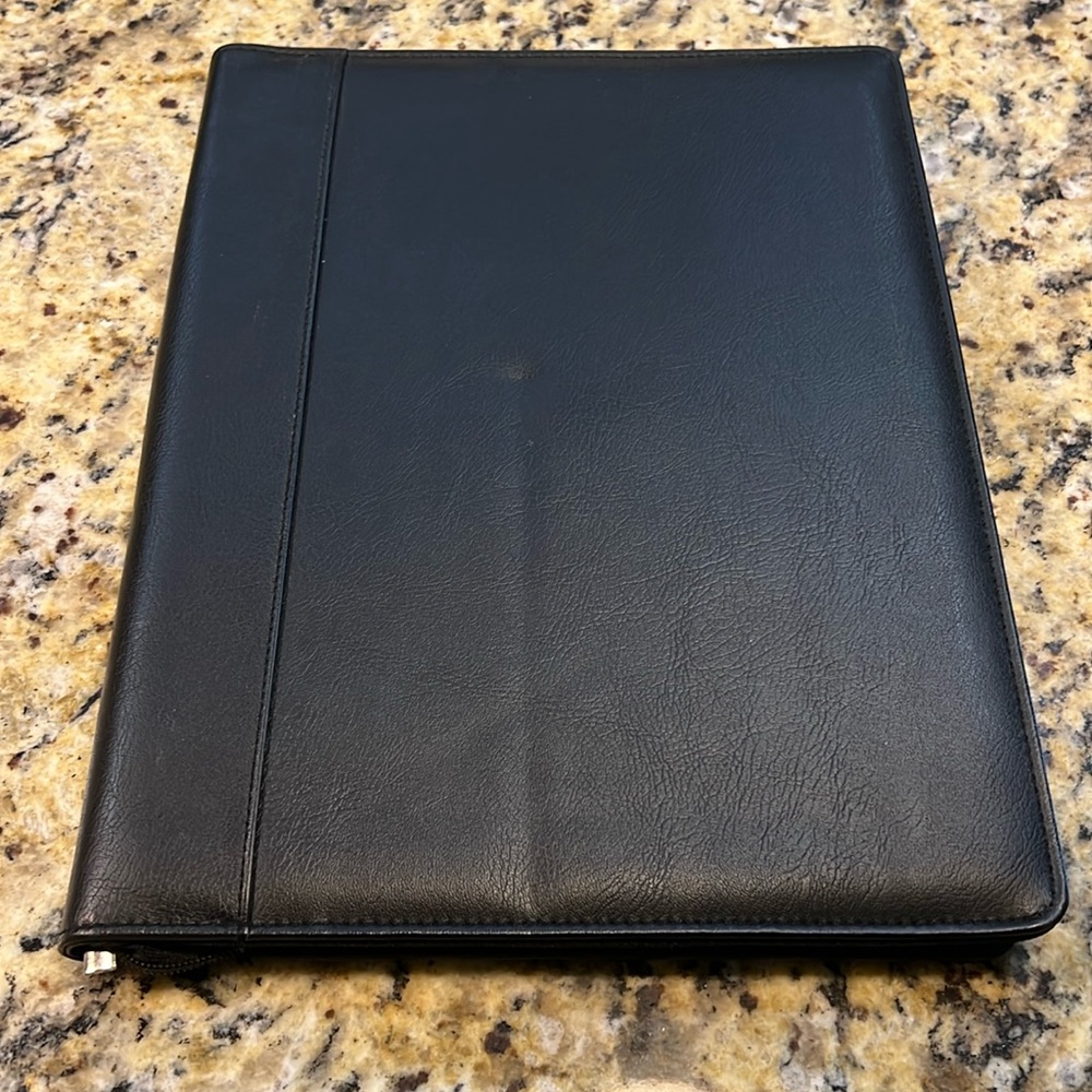 Foray Padfolio